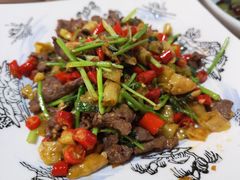 小炒黄牛肉-湘聚南县土菜馆(龙山二路店)