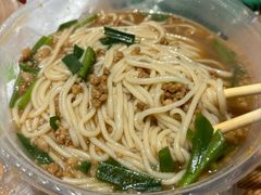 -正宗杨记普洱酸醋米线(总店)