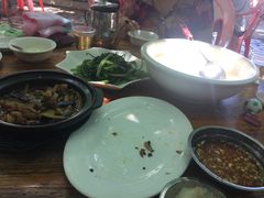 冬瓜海白汤-黄记四更烤乳猪店