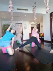 -Yvon yoga 瑜伽·精准体态管理中心