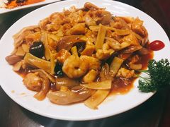 -金牌餐厅·天津菜·八珍豆腐·老爆三(瓷房子店)