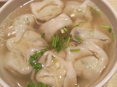 -南城香·饭香串香馄饨香(青年路店)