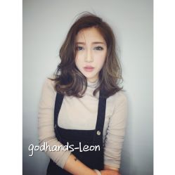-God Hands发型设计复古会所