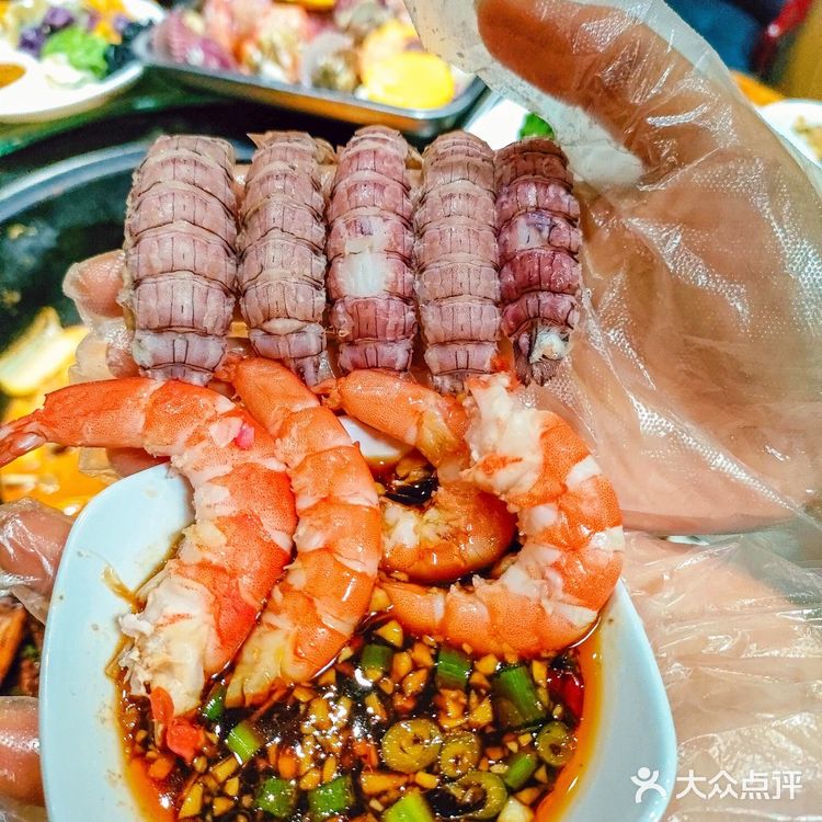 听说这是青岛本地人会去的海鲜蒸锅🥘