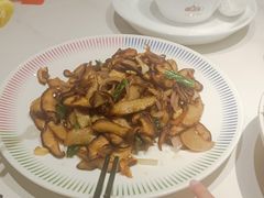 -清真·卡德尔大叔新疆主题餐厅(龙汇路店)
