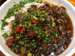 酸辣鸡杂粉-肆姐面粉馆(坡子街店)