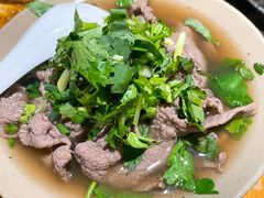 -大众跷脚牛肉馆·非遗传承单位(峨眉山店)
