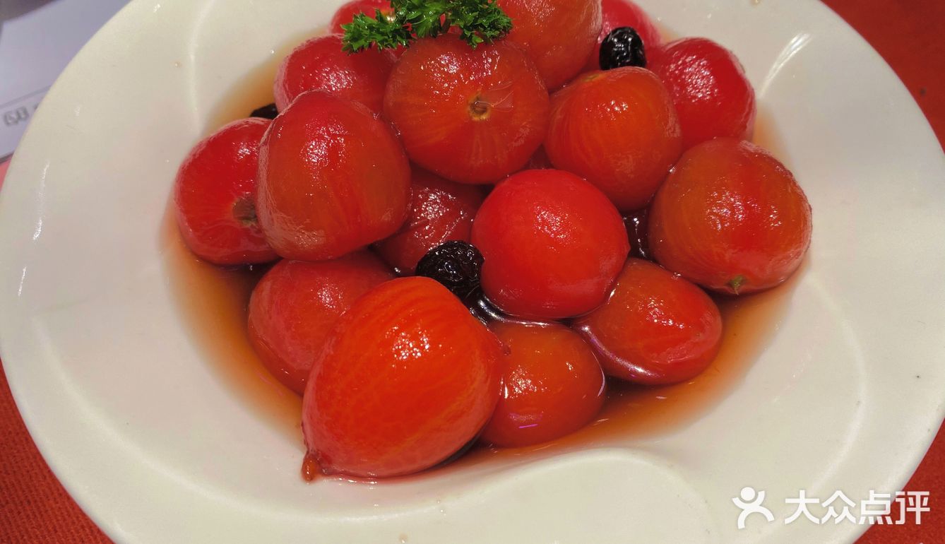 不算特别的创意 但是表层的起酥面包还是很喜欢的