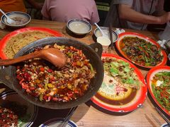 -泥糊破店小酒馆·团建聚餐(南京西路店)