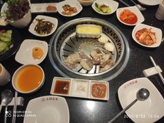 -木槿花韩式炭烤·熟成肉工坊(孙文东路店)