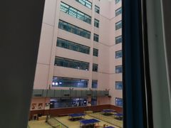 -上海市工商外国语学校