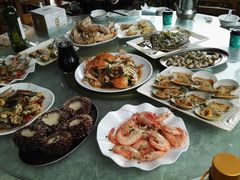 -亚龙湾8号(丁村万人海鲜广场店)