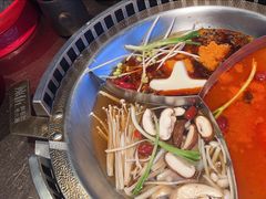 -辣伍鲜毛肚老火锅(元一店)