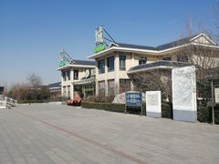 -藁城北服务区-停车场