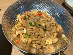 干锅肥肠-费大厨辣椒炒肉(富兴店)