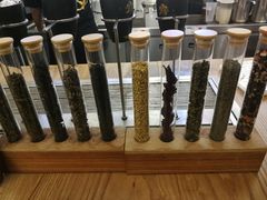 -霸王茶姬(南亚风情第壹城店)