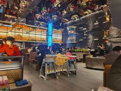 大堂-西塔老太太泥炉烤肉(温州首店万象城黑金店)