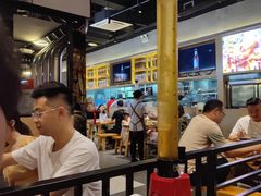 大堂-木屋烧烤(龙湖天街店)