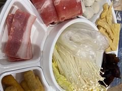 -鸡遇虾煲干锅火锅(小寨金莎店)