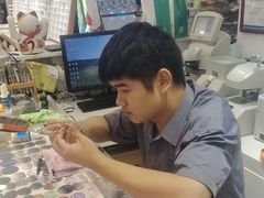 -美式眼镜·授权蔡司.依视路.尼康.豪雅.明月(人民广场店)