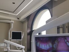 -华颜美口腔矫正·种植牙