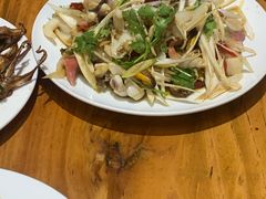 -超越海鲜屋(飞龙物业店)