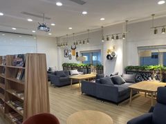 -青岛中升沃茂沃尔沃4S店(市北店)