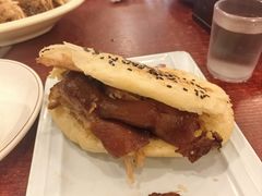 -聚首堂·特色小吃·肘子(什刹海德胜门店)