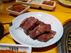牛板腱-唯成•韩国炭火烤肉 유성고기