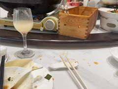 -梅花香里大酒店(郁金香路店)