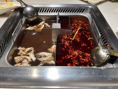 -海底捞火锅鲜切牛肉主题店(长寿路店)