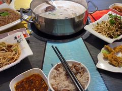 -四季喧黔味豆米火锅(万达广场店)