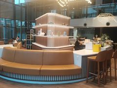 -奔驰上海利星(七宝店)