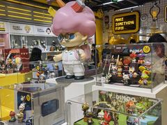 -泡泡玛特POPMART(上海环球港店)