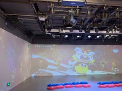 -小鸡哆哆故事屋·儿童乐园(嘉里城店)