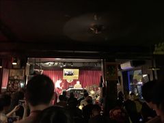 -东岸Cafe 爵士俱乐部