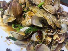 -蚝堡海鲜·威海菜·海肠捞饭·烧烤·亚洲吃蚝公司(幸福门店)