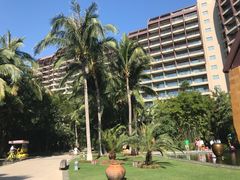 -三亚湾海居铂尔曼度假酒店