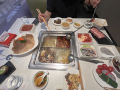 -海底捞火锅(威高广场店)