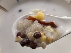 椰汁鸭母捻甜汤-南洋甜汤鸭母捻