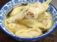 高邮咸蛋黄鲜肉特大馄饨-方老大馄饨(抚宁巷店)