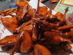 -鸽子侯·家宴·平价海鲜(市图书馆店)