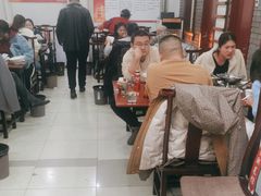 -湖南人家湘菜馆(镇江路店)