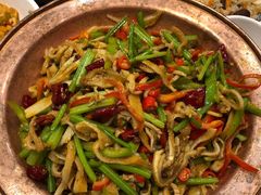 -巴依老爷新疆美食(牡丹园店)