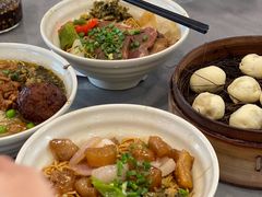 -佬钱湾仔(衣裳街店)