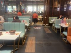 -阿瓦山寨·湘菜现炒·剁椒鱼头王(咸阳总店)