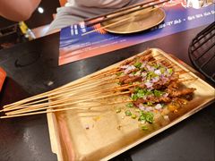 -何师烧烤Pro ·小龙虾·江湖川菜·精酿啤酒(太古里店)