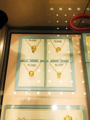 -周大福CHOW TAI FOOK(欧亚卖场店)