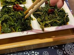 炝拌野才拼盘-王村姑老土炕莜面村(桥东店)