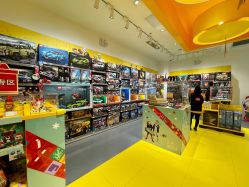 -乐高授权专卖店(朝阳大悦城店)